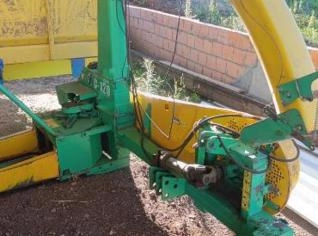 Ensiladeira JF C120 em Quilombo - SC