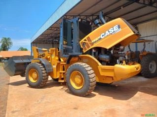 Pá Carregadeira Case 621D em Chapadão do Sul