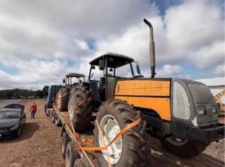 Carreta 3 Eixos 1995 - Ideal para Transporte Pesado