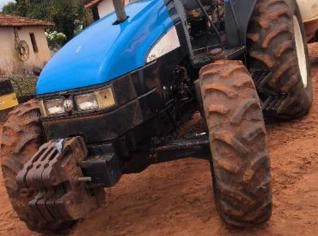 Trator New Holland TL 75 - Itápolis/SP