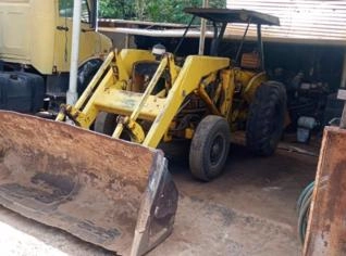 Pá Carregadeira Massey em São José do Rio Preto