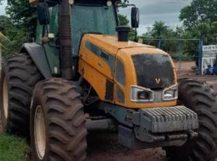 Trator Valtra BH 205i 4x4 - 2010 - R$ 200.000
