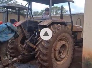 Trator Valmet 785 4x2 à venda em Brasília