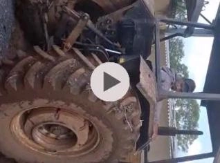 Trator Valmet 785 em Brasília - DF