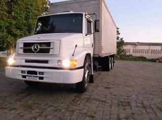 Caminhão MB L 1620 Classic 6x2 - Baú Térmico