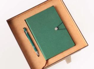 Kit Corporativo Premium Personalizado para Sua Empresa