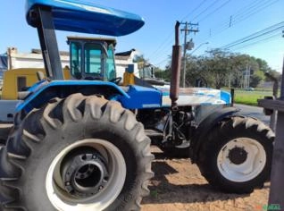 Trator New Holland 8030 2010 em São José do Rio Preto