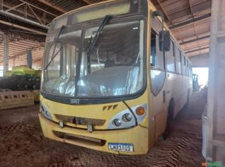 ONIBUS M. BENZ COMIL SVELTO 2002