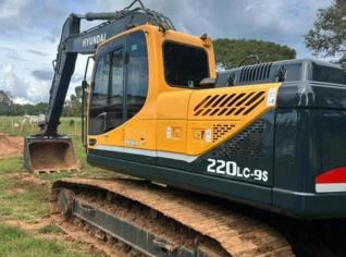 Trator de Esteira P C Hyundai 2020
