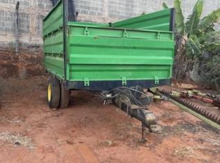 Carreta Bin Hidráulica Fido em Limeira