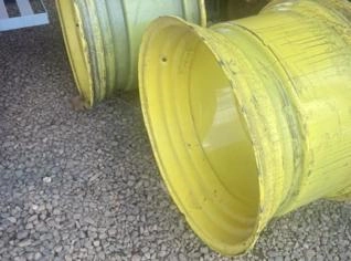 Aros Para Trator J. Deere - 23.1 X 30 Novos