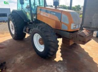 Trator Valtra BH 180 cv - Catanduva, SP