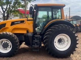 Trator Valtra BH 210 - 210cv em Araraquara/SP