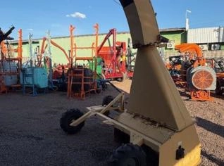 Colhedoura Forragem Tarup - Excelente Estado em Goioerê