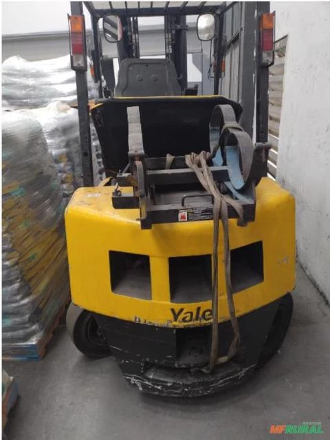 EMPILHADEIRA YALE GP25RE
