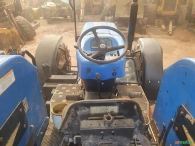 Trator New Holland 7630 4x4 ano 13