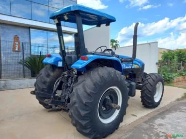 Trator New Holland TM 135 4x4 ano 07