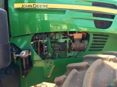 Trator John Deere 7230 J automático seminovo