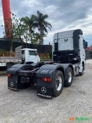 R: Caminhão Mercedes Benz Actros 2651 Ano 2018 com 333 mil km, 6x4
