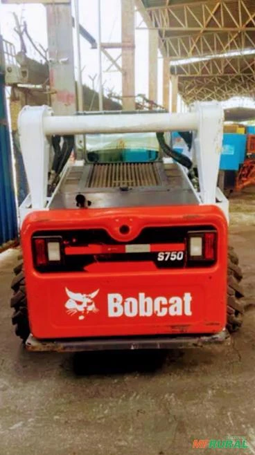 Minicarregadeira Bobcat S750 ano 2020 com ar condicionado, 1250 horas