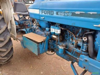 TRATOR FORD 6600