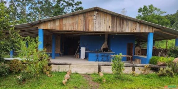 Sitio em  Santa Catarina / Celeiros da Serra - Pousada Airbnb- 63.000 m2