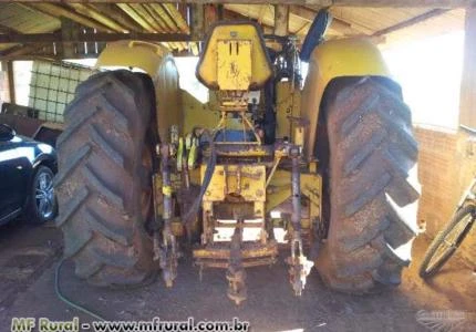 Trator CBT 1090 4x2 ano 80
