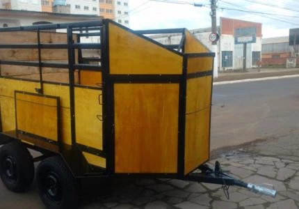 REBOQUE CARRETA 2 CAVALOS