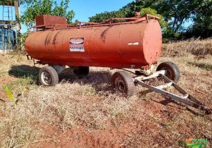 CARRETA TANQUE 6500 LITROS