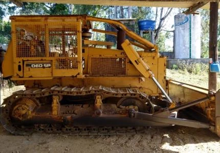 Trator esteira D6 D SR- Caterpillar