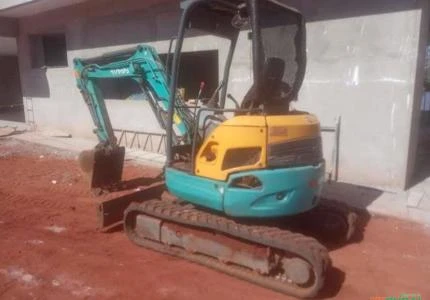 Vendo mini escavadeira