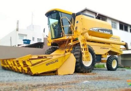 NEW HOLLAND TC59, 2004