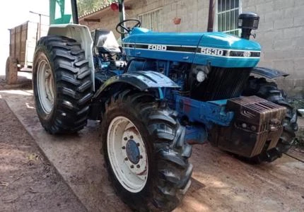 Trator Ford 5630 4x4 ano 94