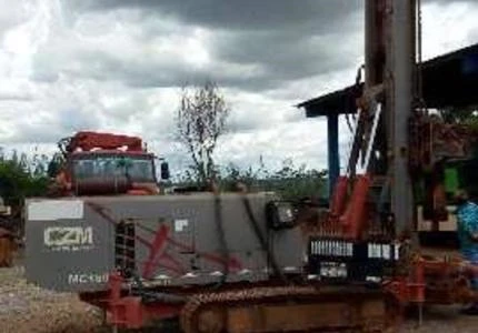 Perfuratriz MC 180
