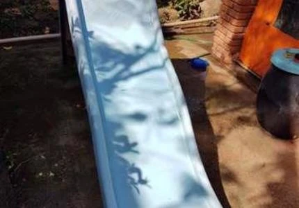 Escorregador para piscina