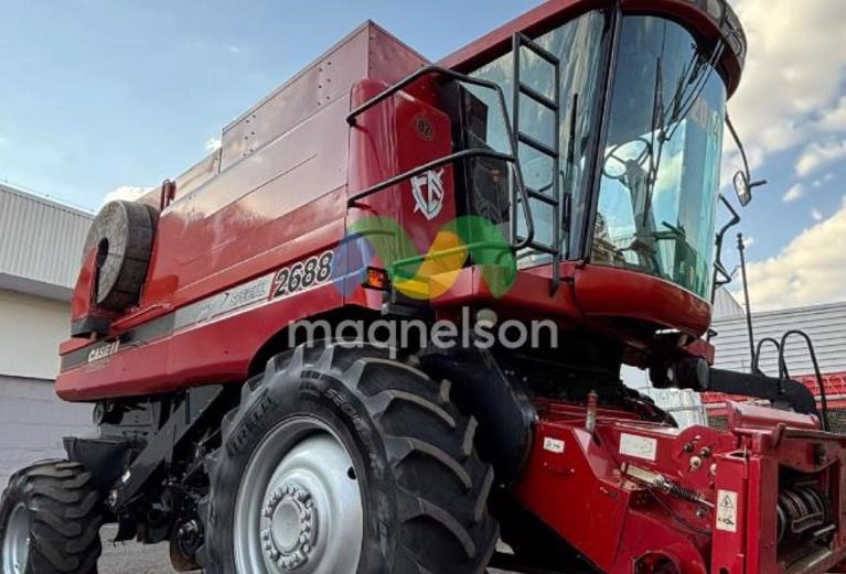 Colheitadeira Case 2688 em Araguari MG à venda. Compre direto 896949