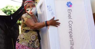 Enel Goiás promove troca de geladeiras antigas por novas