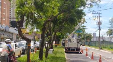 Enel Distribuição Goiás realiza força tarefa para  normalizar clientes impactados por temporal do último sábado