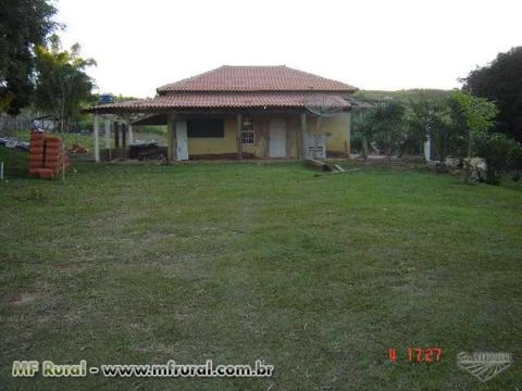 Sitio bairro Itiratupa ,Garça-SP com 2,4 hectares