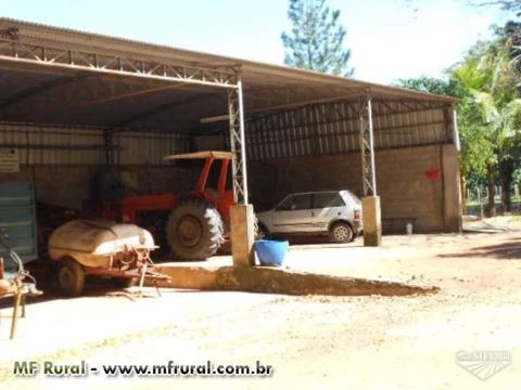 Vendo fazenda na região de Guaranta com 163 alqueires