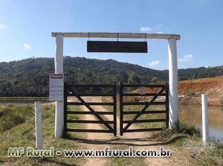 Fazenda Fonte das Águas - Itatiaiuçu - MG