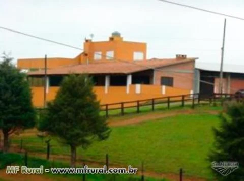 Haras no Paraná, bem localizado e com terreno de 52 hectares – Ref. 718