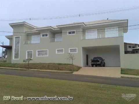 Troco Casa alto padrão em condomínio na cidade de São Carlos-SP por imóvel rural