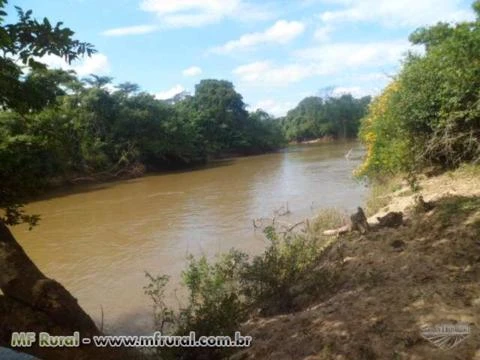 Vendo chacara beira rio dos bois em Goiás