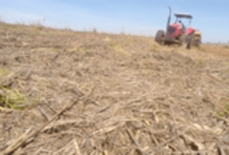 Trator Massey Ferguson 7140 4x4 ano 10 Imagem Trator Massey Ferguson 7140 4x4 ano 10