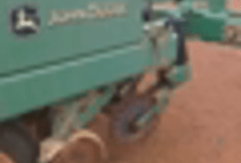 Plantadeira John Deere 24 Linhas 2014 – A Vácuo Alta Performance! Imagem Plantadeira John Deere 24 Linhas 2014 – A Vácuo Alta Performance!