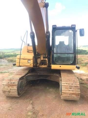 Imagem ESCAVADEIRA CAT320 Imagem ESCAVADEIRA CAT320