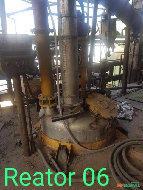 Imagem REATOR DE AÇO INOX 4.2 MIL LITROS Imagem REATOR DE AÇO INOX 4.2 MIL LITROS