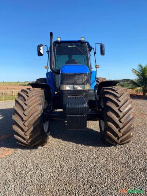 Trator New Holland TM 7010 4x2 ano 12