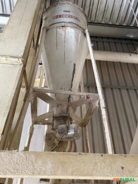 EXAUSTOR DE FARELO E CEREAIS Imagem EXAUSTOR DE FARELO E CEREAIS